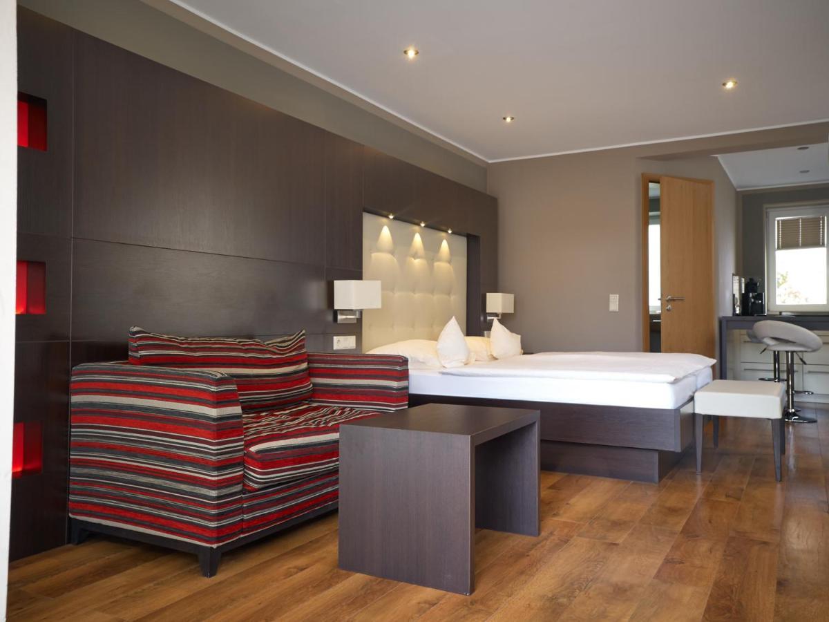 Gaestehaus Ressler Harxheim 外观 照片