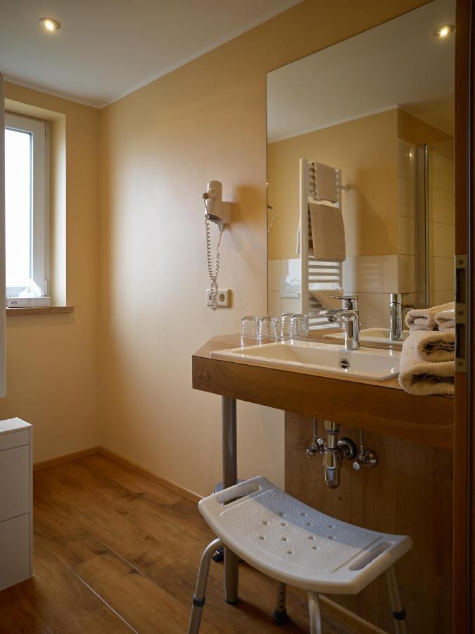 Gaestehaus Ressler Harxheim 外观 照片