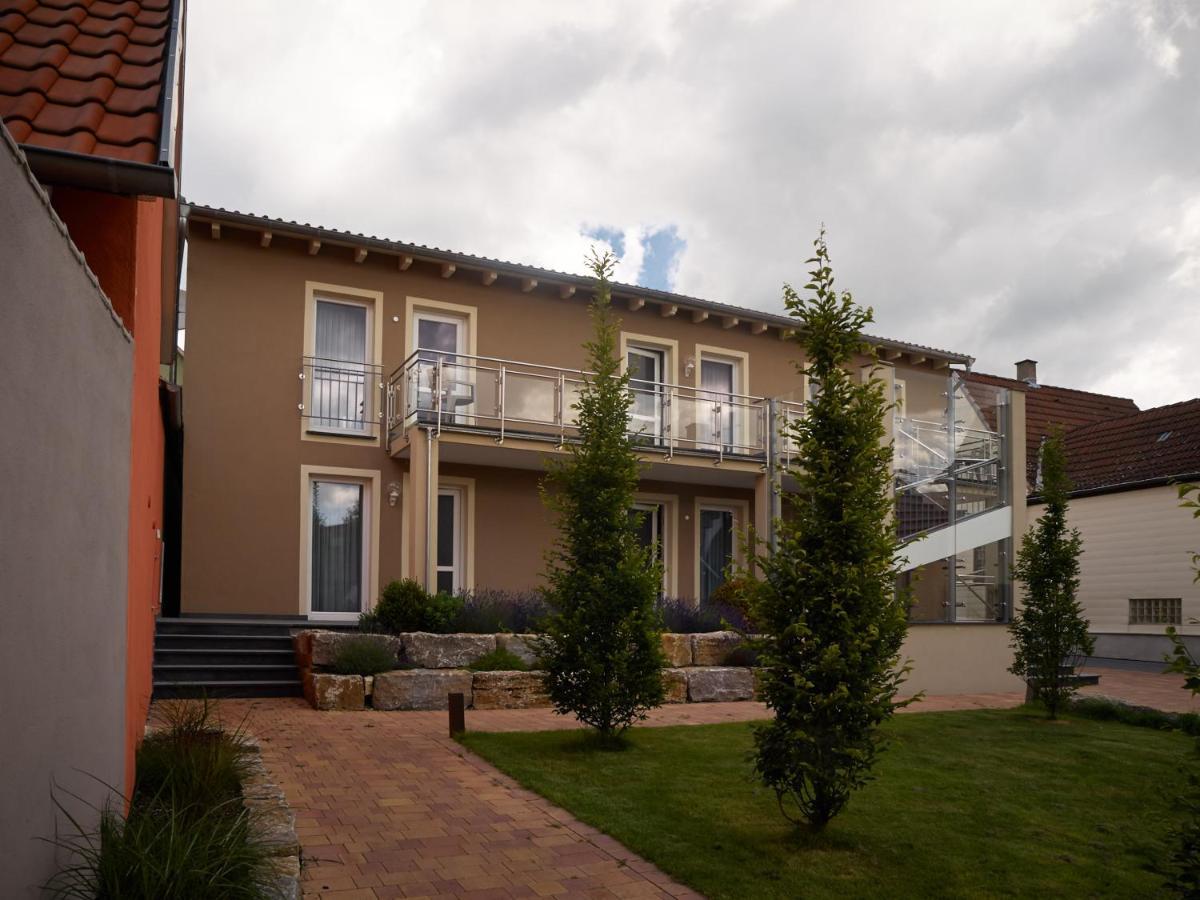 Gaestehaus Ressler Harxheim 外观 照片