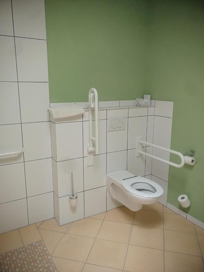 Gaestehaus Ressler Harxheim 外观 照片